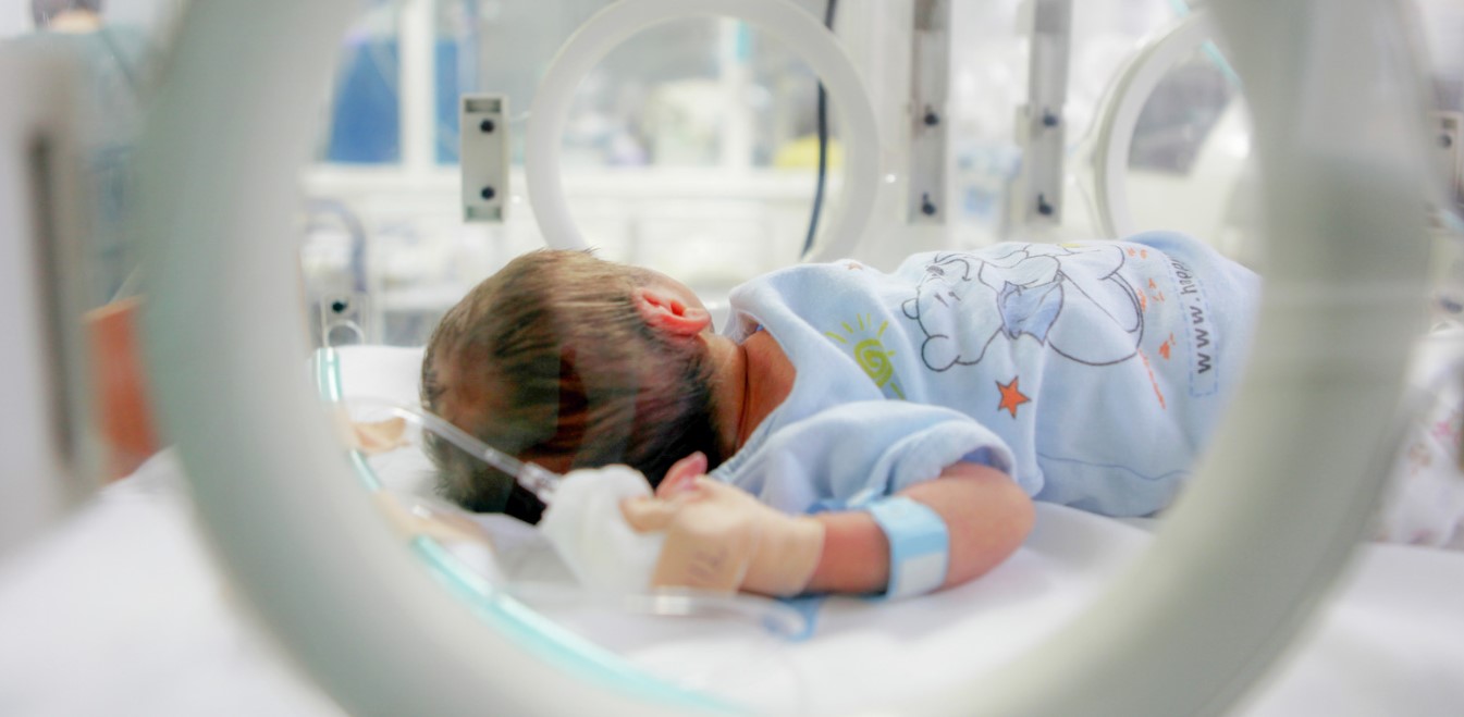 A file photo of a baby in hospital. (Photo: Canva)