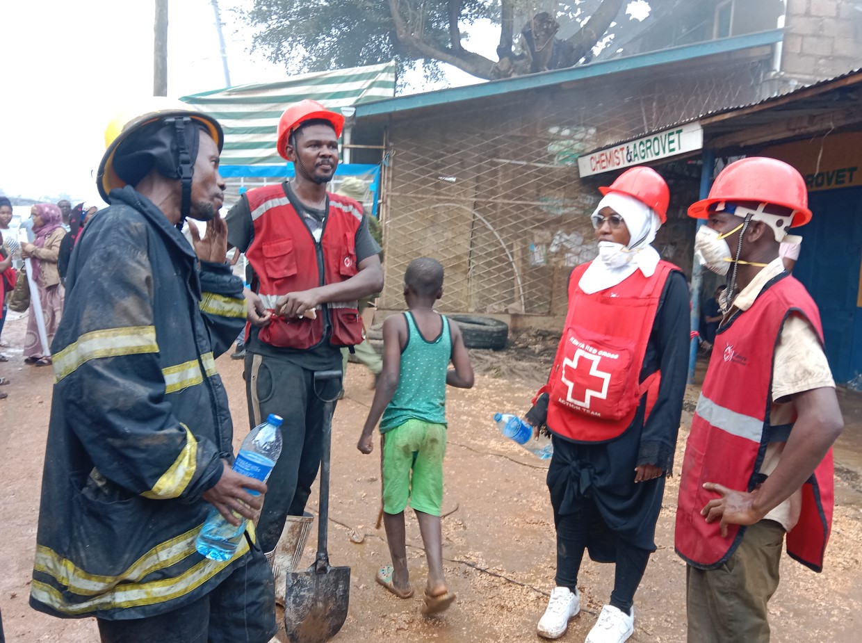 Firefighters battle a fire in Ibiza Market in Kwale County. (Photo: Mishi Gongo) 