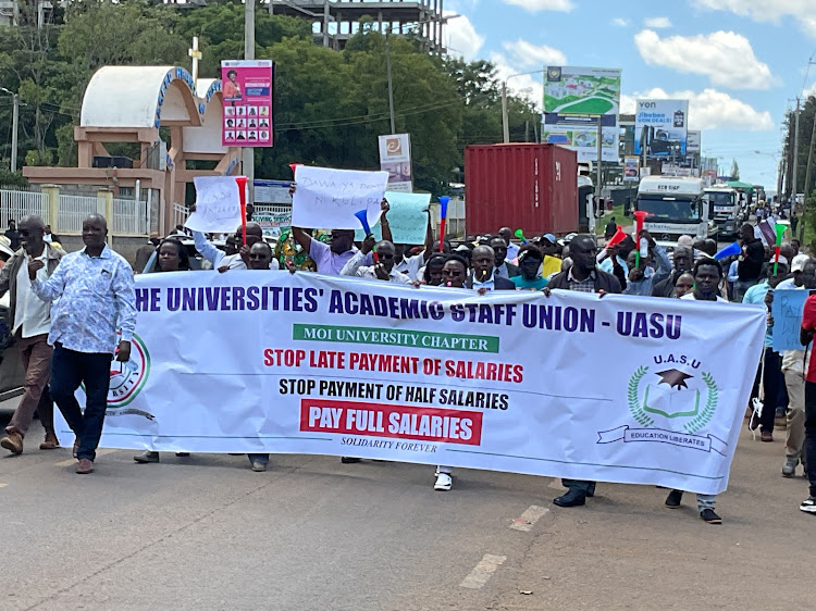 Moi University suspends UASU officials as dons' strike intensifies - Members of the University and Academic Staff Union (UASU) during a past protest. (Photo: Handout)