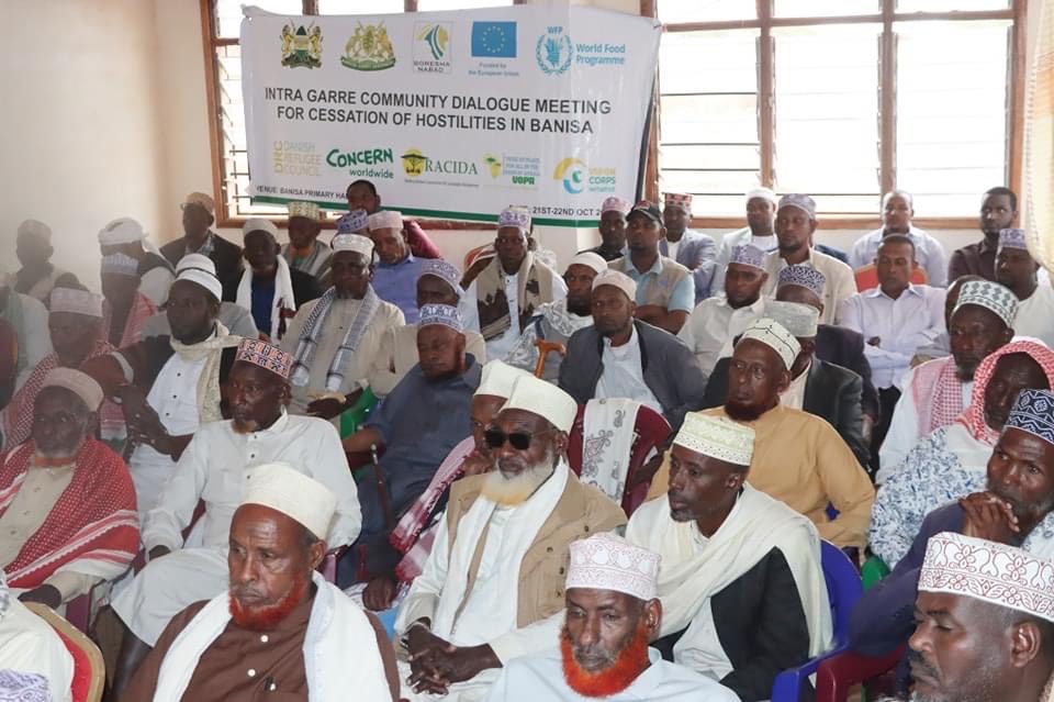 Peace meeting in Banisa, where the Garre community also resolved to end the conflict. (Photo: Issa Hussein)