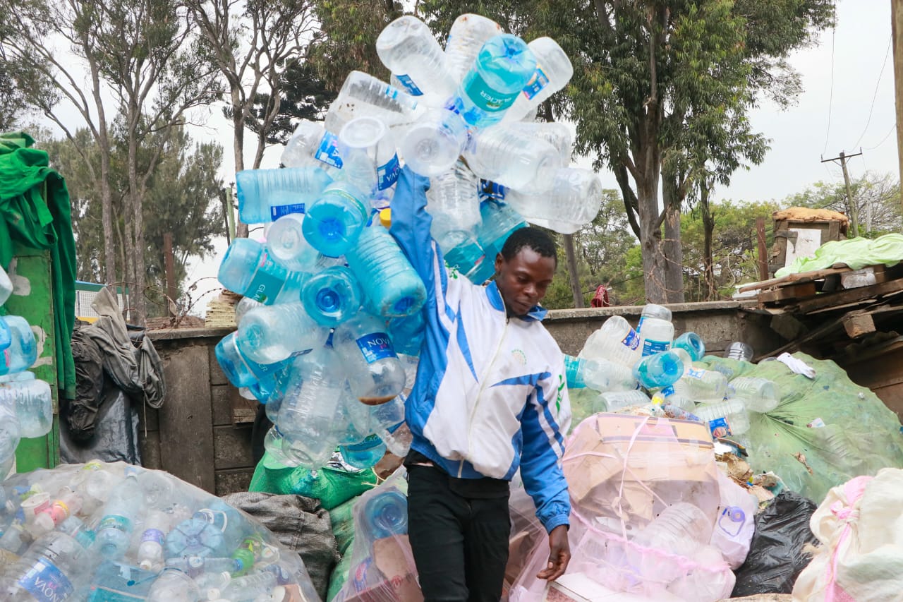 How garbage collection offers hope to Nairobi’s street families