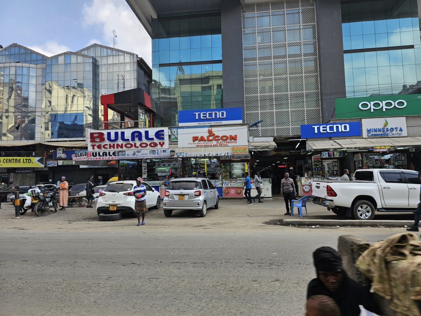 Eastleigh sees business boom as county tackles hawker congestion, garbage collection - Businesses at Yare Towers at the junction of General Wariungi Street and Mohamed Yusuf Haji Avenue in Eastleigh, Nairobi. (Photo: Abdirahman Khalif) 