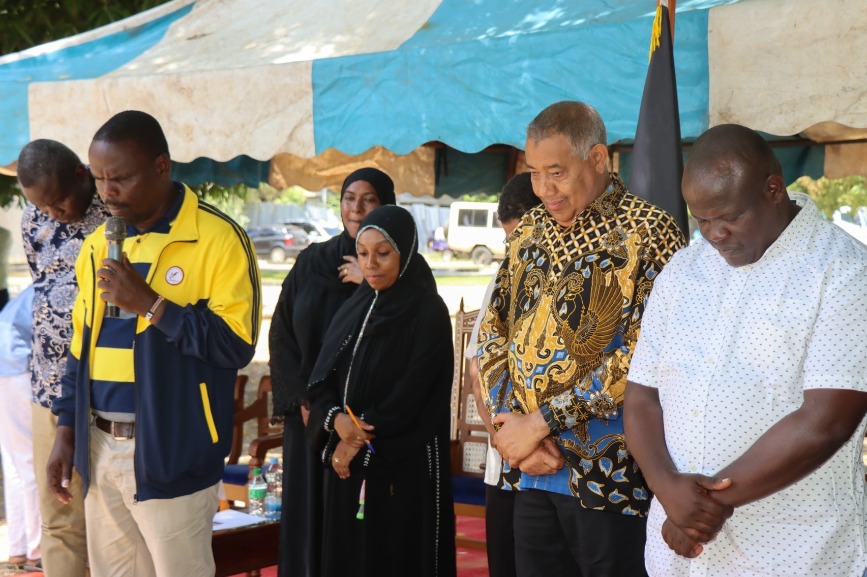 New Lamu Deputy Governor James Gichu (right), Governor Issa Timamy (centre) and Lamu County Executive for Lands, Tashrifa Bakari at the county headquarters in Lamu West. (Photo: Farhiya Hussein)