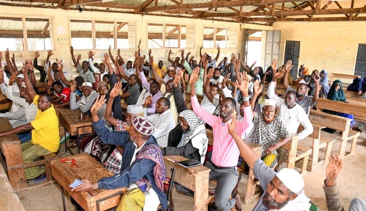 Garissa's Balambala residents endorse upgrading of town to a municipality - Residents of Balambala in Garissa County during a public forum where they unanimously endorsed the proposal to upgrade the town into a municipality. (Photo: Issa Hussein)