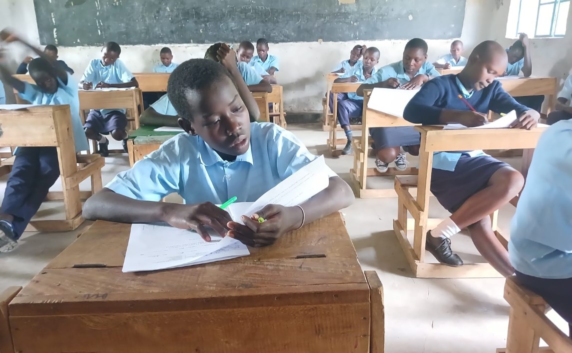 Eight teachers who photocopied KCSE exam paper arrested in Homa Bay - Students sitting an exam. (Photo: KNEC)