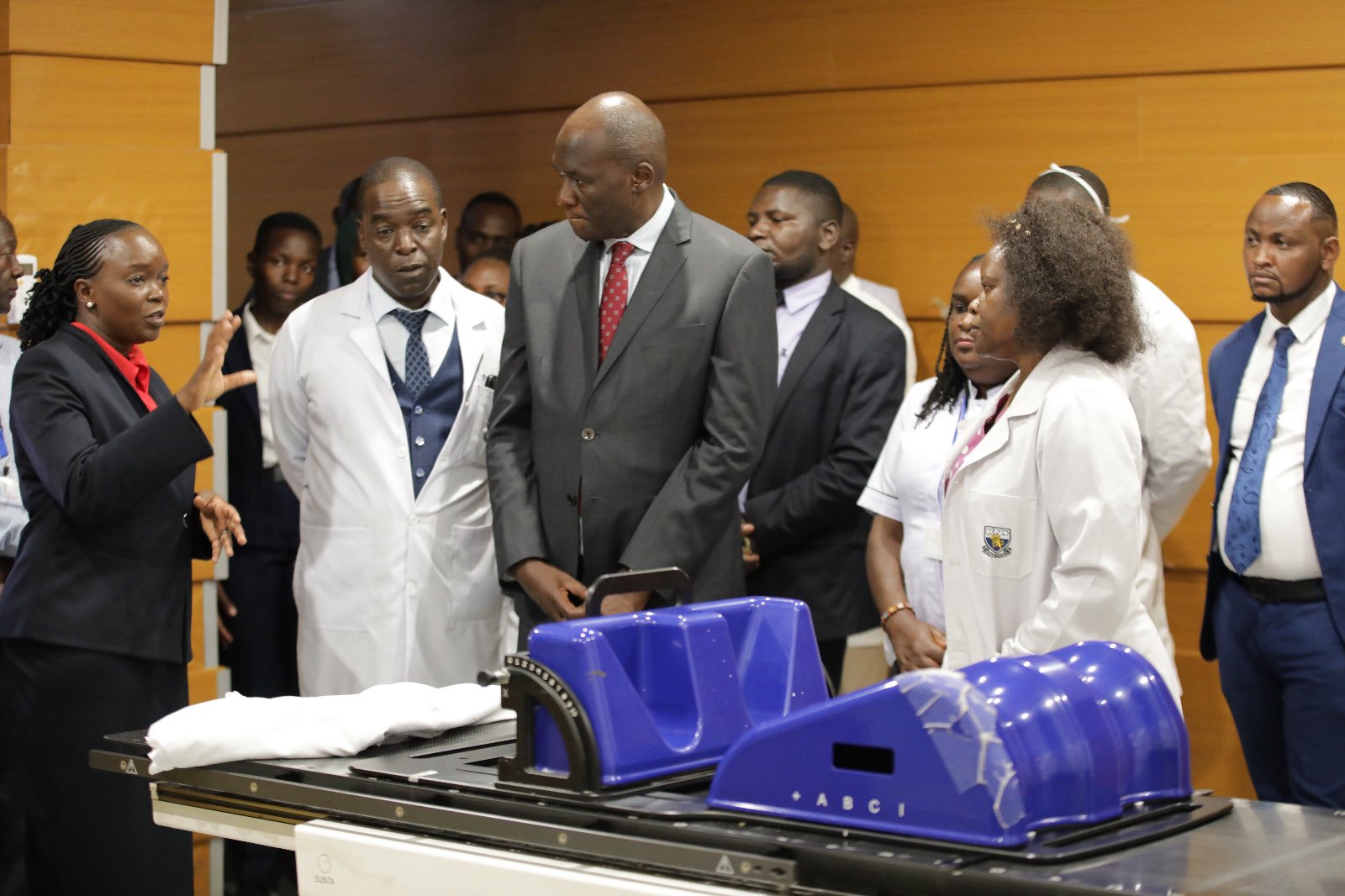 Nyeri tops SHA registration as Asal counties struggle to enroll - Health Cabinet Secretary Deborah Barasa (left) at the Kenyatta National Hospital, where she assessed the facility's performance under SHA on November 4, 2024. (Photo: MoH)