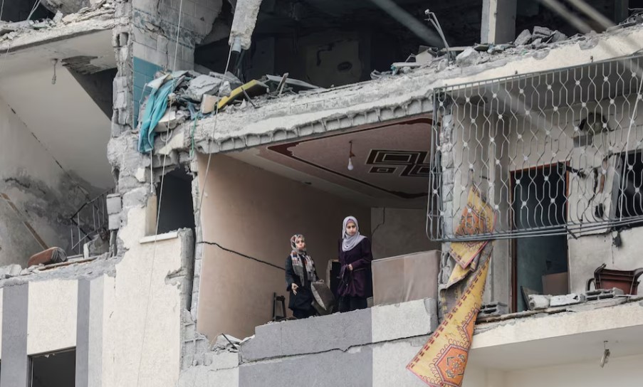 Israeli strikes kill dozens in Gaza, Egypt to host Hamas leaders for ceasefire talks