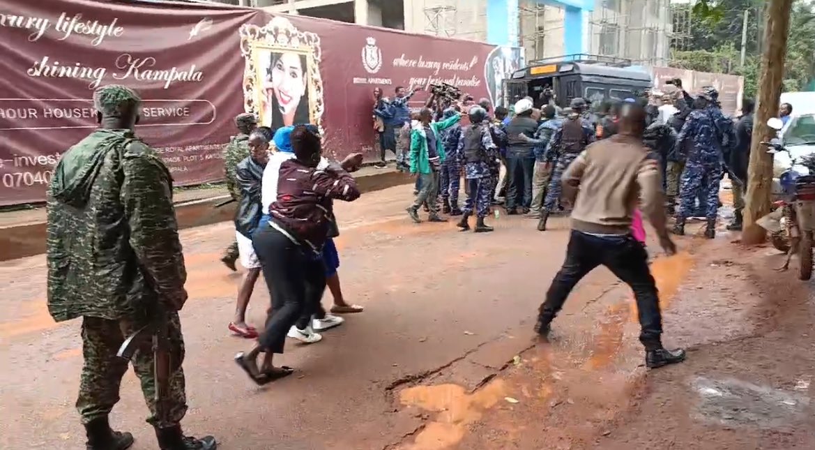 Besigye party members arrested while marching to Kenyan High Commission to protest his 'abduction' - Police arrest FDC party members in Kampala. (Handout)