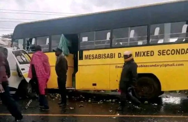 Bus driver flees after crash with matatu leaves six dead on Bomet-Narok highway