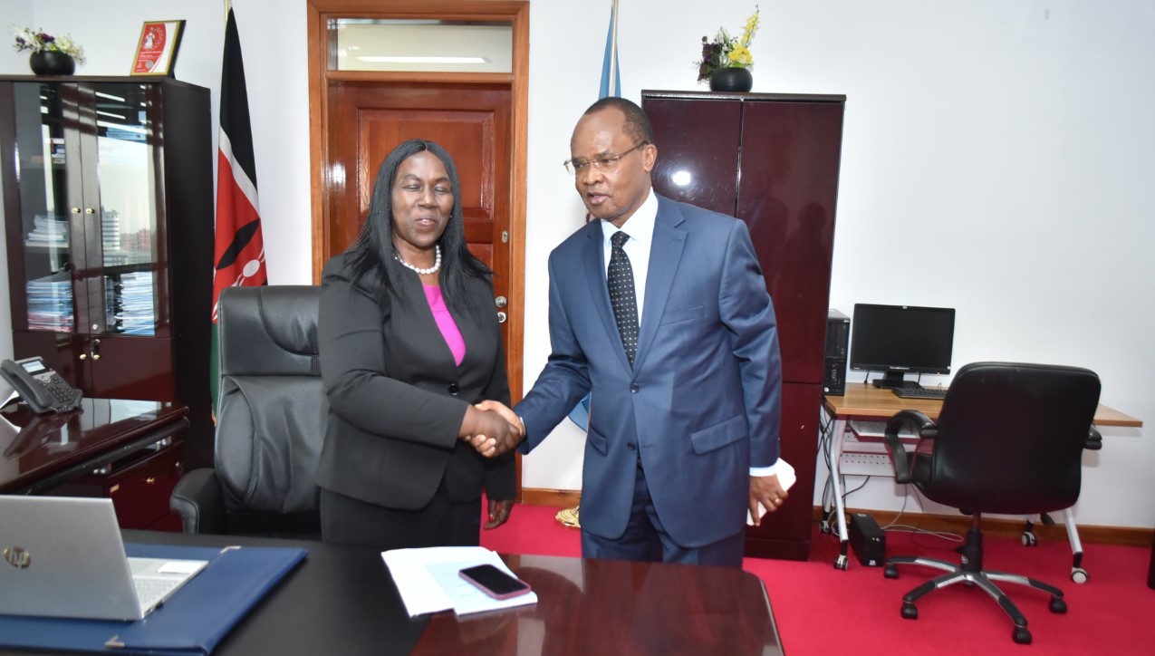 Management crisis, internal wrangles at University of Nairobi trigger Senate probe - University of Nairobi Council Chairperson, Prof Amukowa Anangwe (right), welcomes Acting Vice Chancellor, Prof Margret Hutchinson, on August 2, 2024, following the suspension of Prof Stephen Kiama Gitahi. (Photo: UoN) 