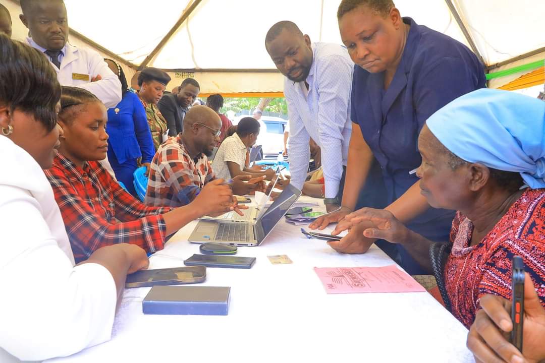 SHIF dilemma for parents grappling with limited benefits, high costs as children return to school - Governor Gladys Wanga during a 10-day rapid Social Health Authority registration initiative in Homa Bay on November 4, 2024. (Photo: X/Gladys Wanga) 