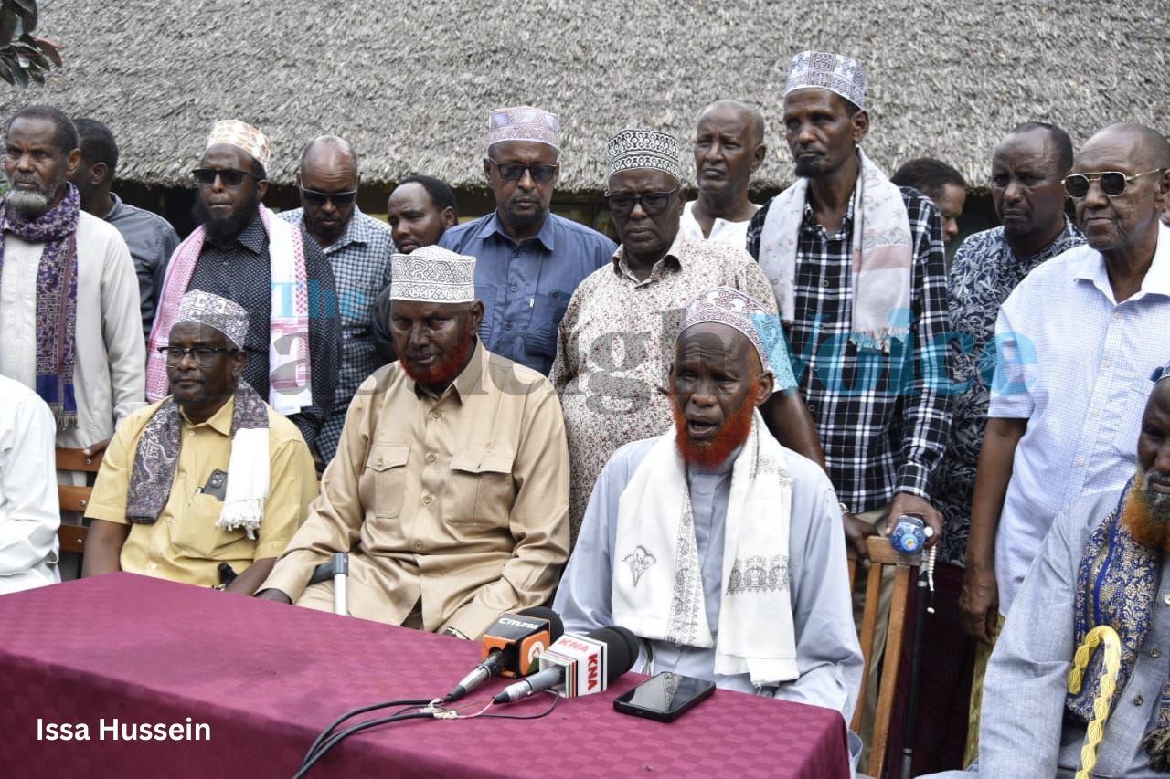 Garissa communities call for urgent intervention over growing tensions in Raaskambooni - Border communities in Garissa County during a press briefing over growing tensions between Jubaland's regional government and Somalia's Federal Government on December 6, 2024. (Photo Issa Hussein)