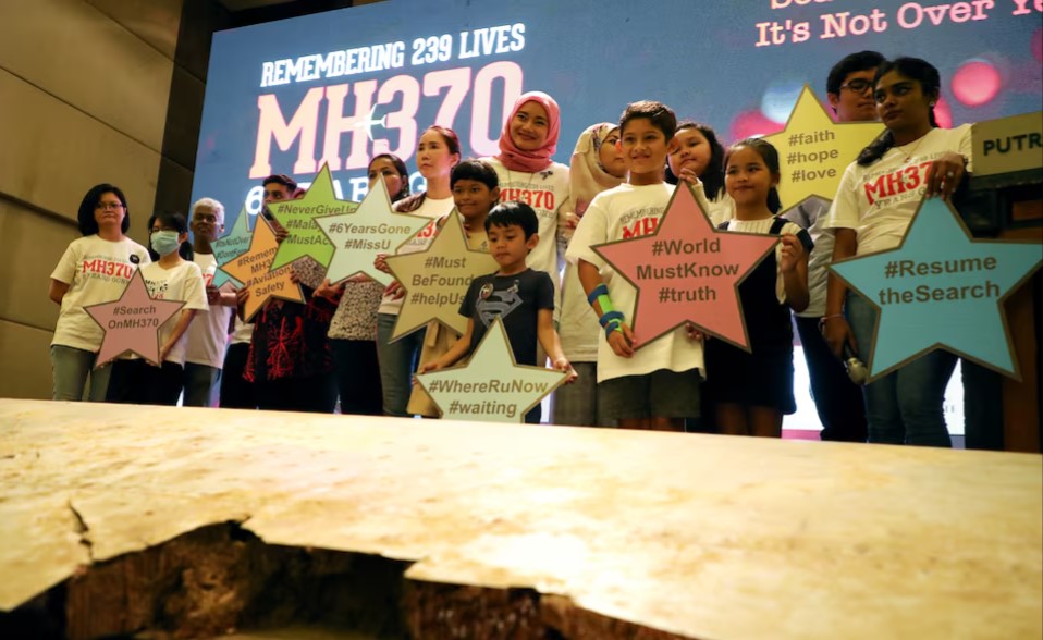 Malaysia says it will resume search for wreckage of missing Flight MH370