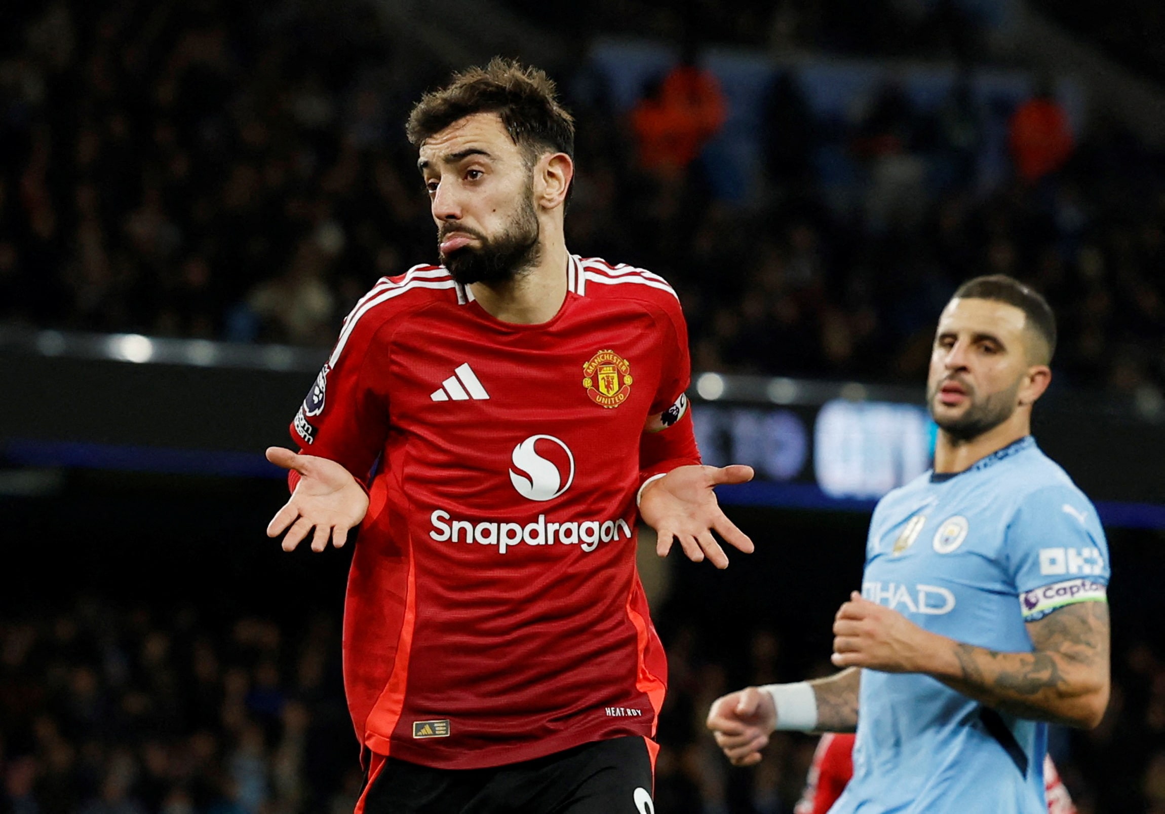 Diallo snatches derby win for Man Utd at Man City - Manchester United's Bruno Fernandes celebrates scoring their first goal Action Images via Reuters/Jason Cairnduff