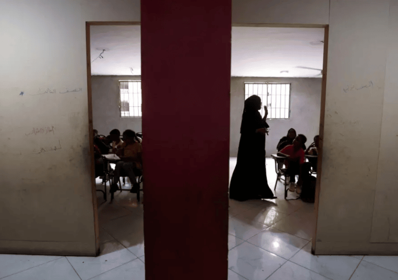 Thousands of refugee children in Egypt left out of school, HRW reports