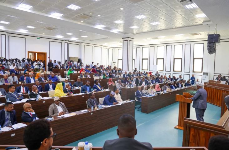 Somali lawmakers condemn flight ban to Jubaland, term it unconstitutional