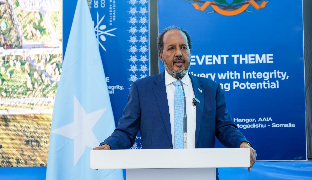 Eastleigh Business Community members attend launch of Somalia’s $3.5 billion project - Somali President Hassan Sheikh Mohamud speaks during the launch of the multi-billion-dollar investment project in Mogadishu on December 19, 2024. (Photo: Villa Somalia)