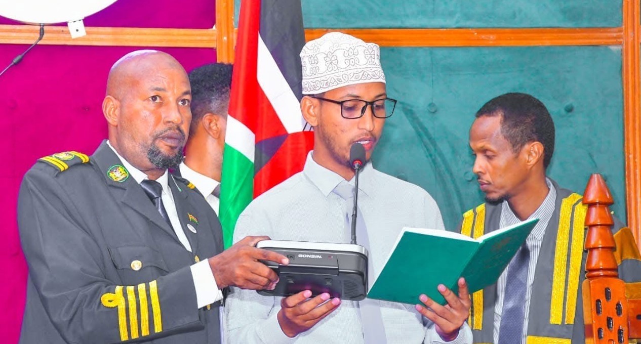 New north eastern youth parliament to engage young people on governance - North Eastern Region Youth Bunge Speaker Mohamed Dek is sworn in at the Garissa County Assembly chambers. (Photo: Issa Hussein)