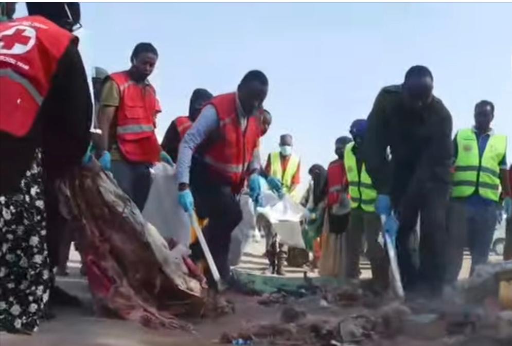 Hundreds of Wajir residents unite for municipality clean-up exercise