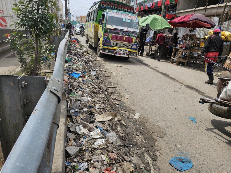 Eastleigh street turns into garbage dump, frustrating road users, businesses