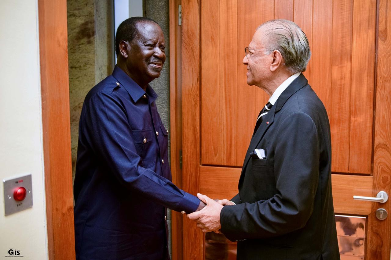 Raila intensifies AUC chair campaign in Mauritius - African Union Chairperson candidate Raila Odinga (left) is welcomed by Navinchandra Ramgoolam, Prime Minister of Mauritius on January 6, 2024. (Photo: X/Raila Odinga)