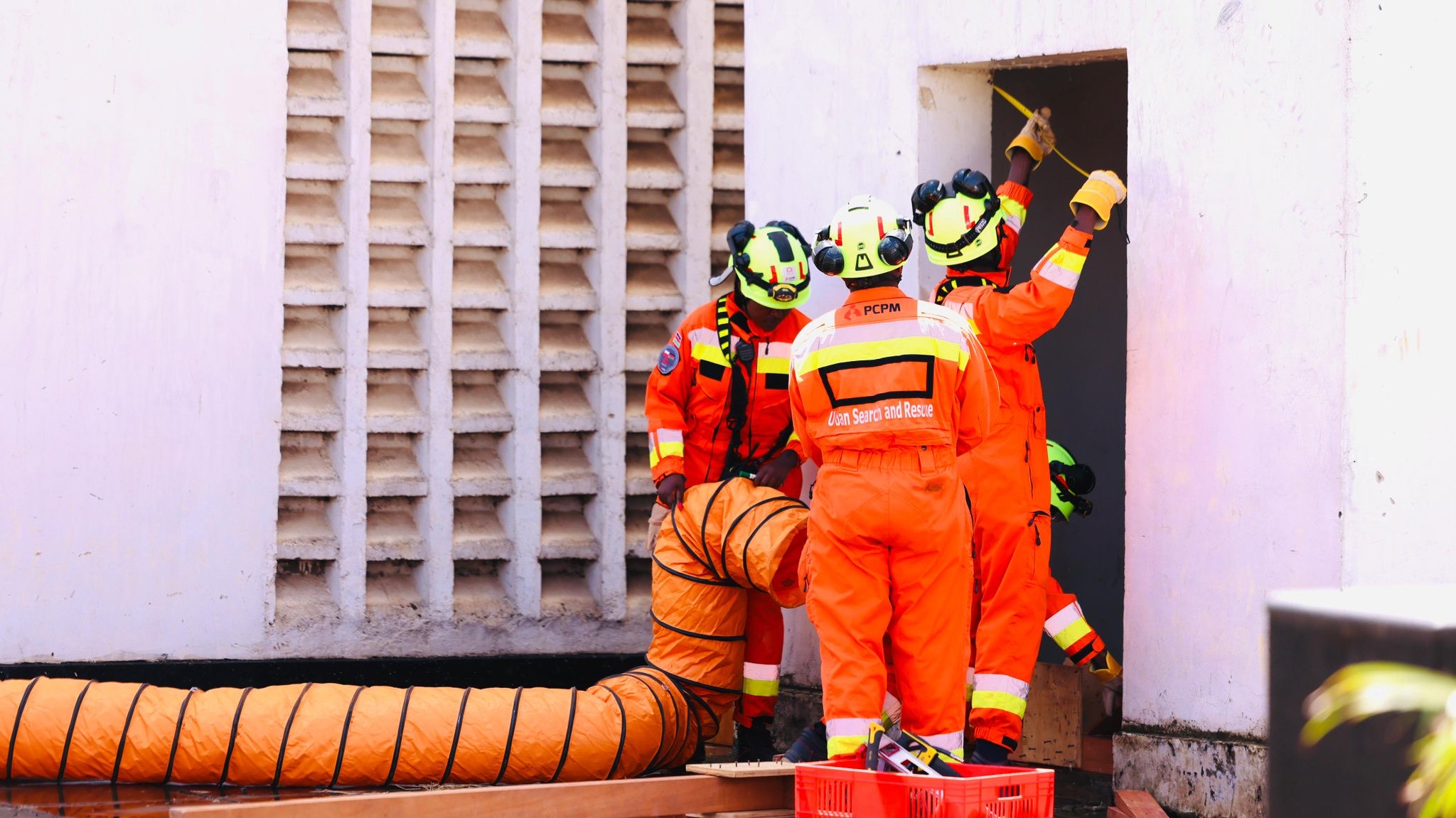 Inside plans by City Hall to boost Nairobi's disaster response - Nairobi Fire fighters showcasing  their skills during a drill at Kangundo Road fire station on January 23, 2025. (Photo: Nairobi City County Government)