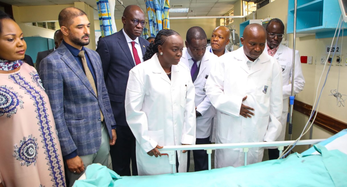 KNH deploys additional staff, extends hours after patients' fury over SHIF system failure - Deputy President Kithure Kindiki (right) and Health CS Deborah Barasa when they visited Kenyatta National Hospital on January 8, 2025 to evaluate the implementation of Taifa Care under the UHC initiative. (Photo: Ministry of Health)