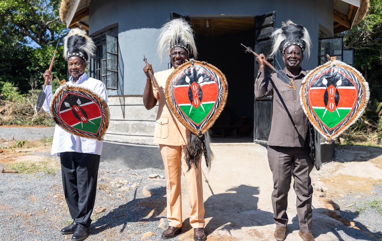 Ruto: Raila Odinga is not AUC candidate for Kenya but for East Africa - From left: Ugandan President Yoweri Museveni, President William Ruto and Raila Odinga at the Piny Luo Cultural Festival on January 2, 2025. (Photo: Handout)