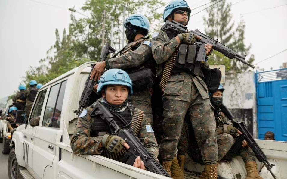 DR Congo cuts ties with Rwanda as eastern conflict escalates, peacekeepers killed - MONUSCO members ride on a pickup truck on January 25, 2025 as they secure the evacuation of non-essential UN staff following the fight between M23 rebels and DRC armed forces in Goma, North Kivu. (Photo: REUTERS/Arlette Bashizi)