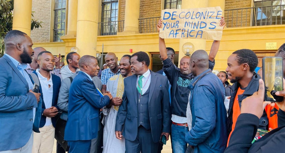 High Court orders state to release phones seized from 23 anti-abduction protesters - Busia Senator Okiya Omtatah and other activists, who participated in the anti-abductions protests in December, after they were freed on bond on January 21, 2025. (Photo: X/Defenders Coalition KE)