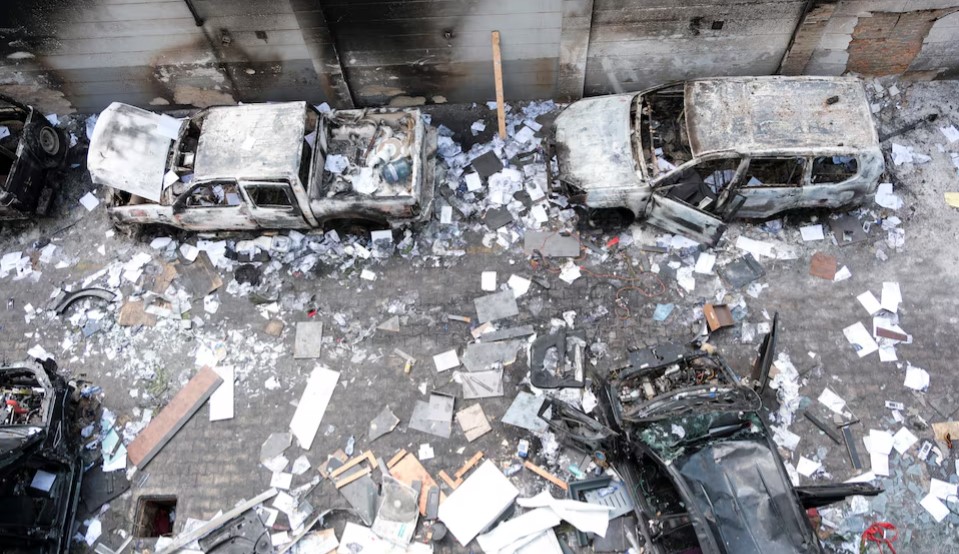 US urges UN action to stop Rwanda, M23 rebels offensive in eastern DR Congo - Burnt cars stand at the Rwandan embassy in Kinshasa, Democratic Republic of Congo after the building was looted by protesters on January 28, 2025. (Photo: REUTERS/Justin Makangara)