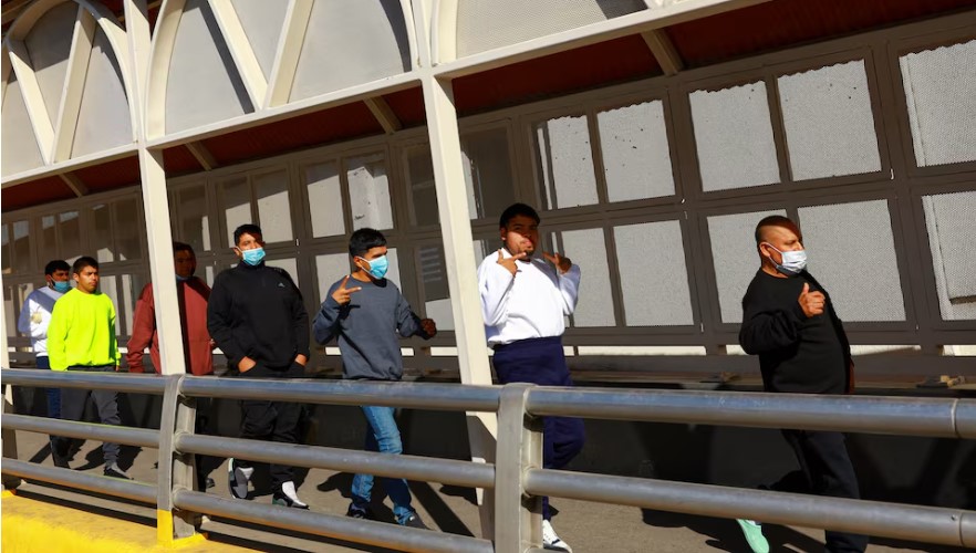 Immigrant group sues to block Trump's expedited removal of people in US illegally - Migrants deported from the US walk towards Mexico at the Paso del Norte International border bridge, in Ciudad Juarez, Mexico on January 10, 2025. (Photo: REUTERS/Jose Luis Gonzalez) 