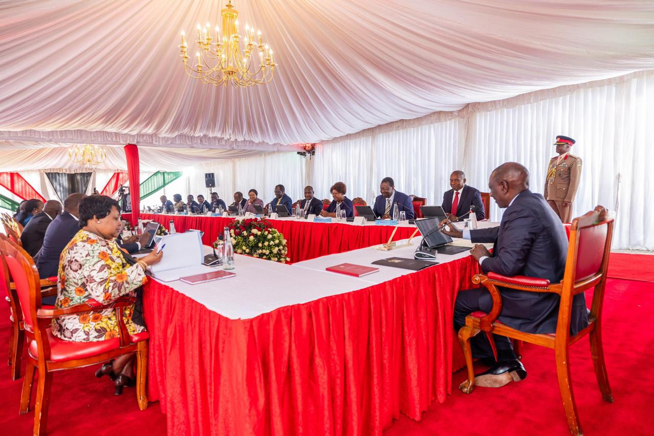 42 State Corporations merged, 9 dissolved in sweeping reforms aimed at cutting costs - President William Ruto chairs Cabinet meeting at Kakamega State Lodge on January 21, 2025. (PCS)