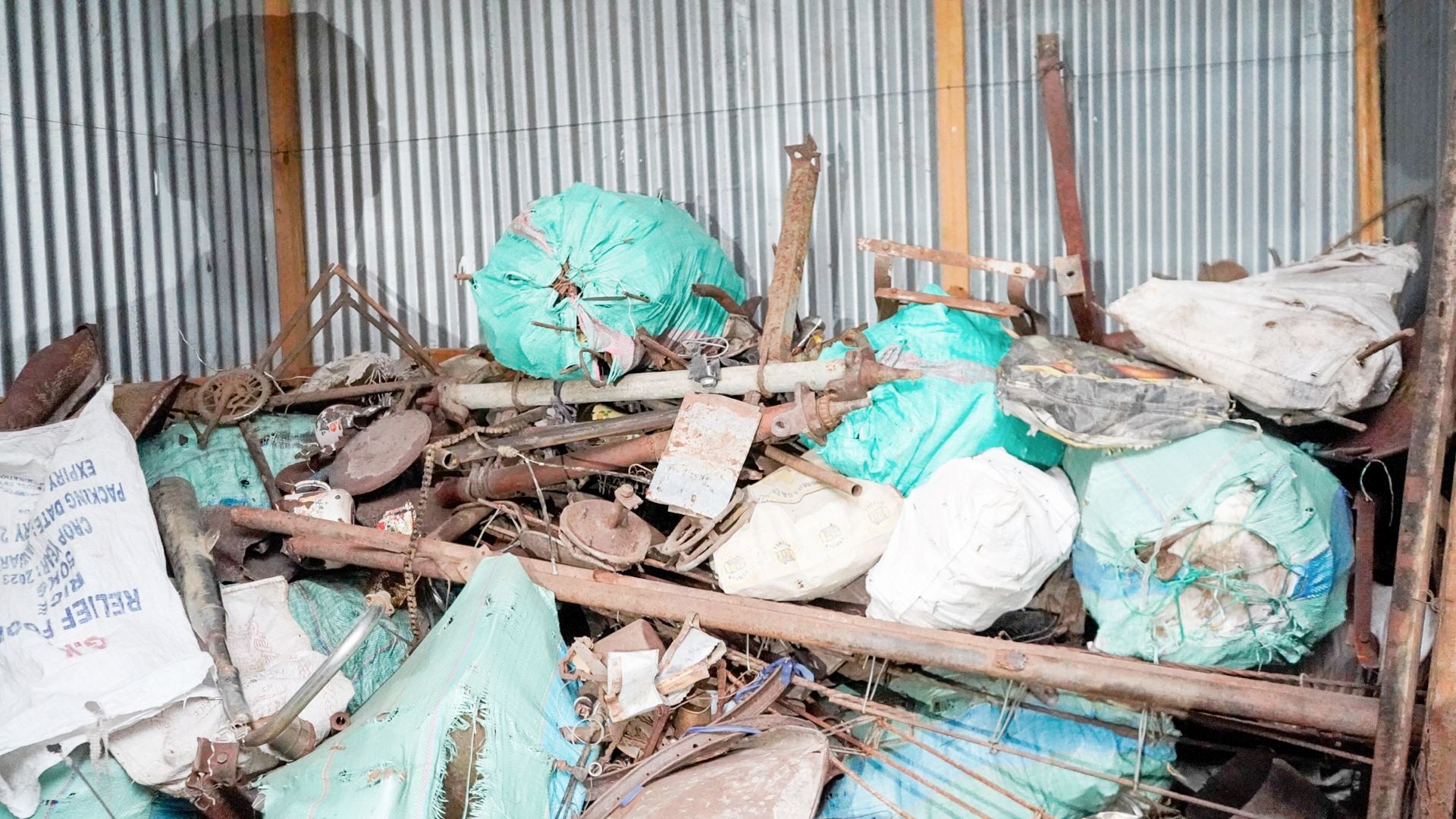 Authorities pursue scrap metal sellers linked to vandalism of guard rails on Thika Road - A scrap metal shop with suspected stolen property. (Photo: File/Farhiya Hussein)