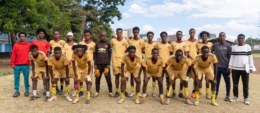 Eastleigh's Crown FC maintains perfect start with solid win against Imara FC - Eastleigh's Crown FC players pose for a group photo / Justine Ondieki / EV