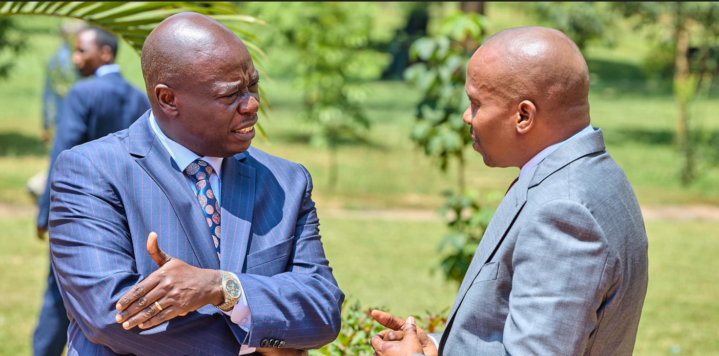 Gachagua: I've no problem with DP Kindiki, I'm focused on my own things - Deputy President Kithure Kindiki (right) and his predecessor Rigathi Gachagua at a past event. (Photo: File)