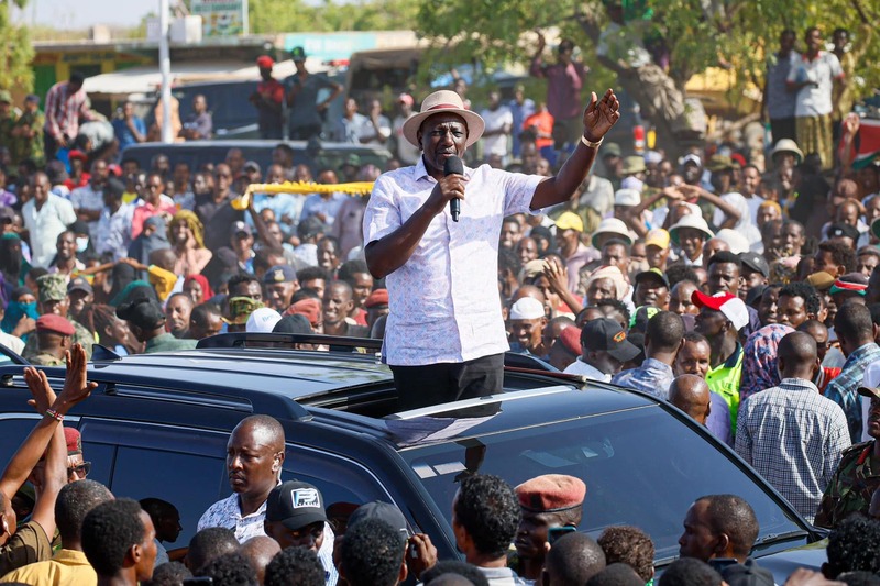 President Ruto launches Sh3.6 billion electrification project in Wajir - President William Ruto addressing members of the public at Orahey in Wajir town. (Photo: PCS)