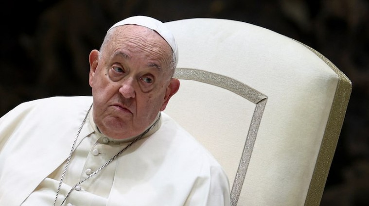 Pope Francis has double pneumonia, complicating his treatment, Vatican says