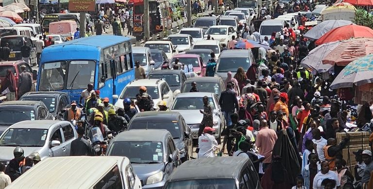 Motorists to pay more taxes as government seeks to reintroduce levies shelved after protests - Motorists in a traffic jam in Eastleigh, Nairobi.  (Photo: File/Abdirahman Khalif)