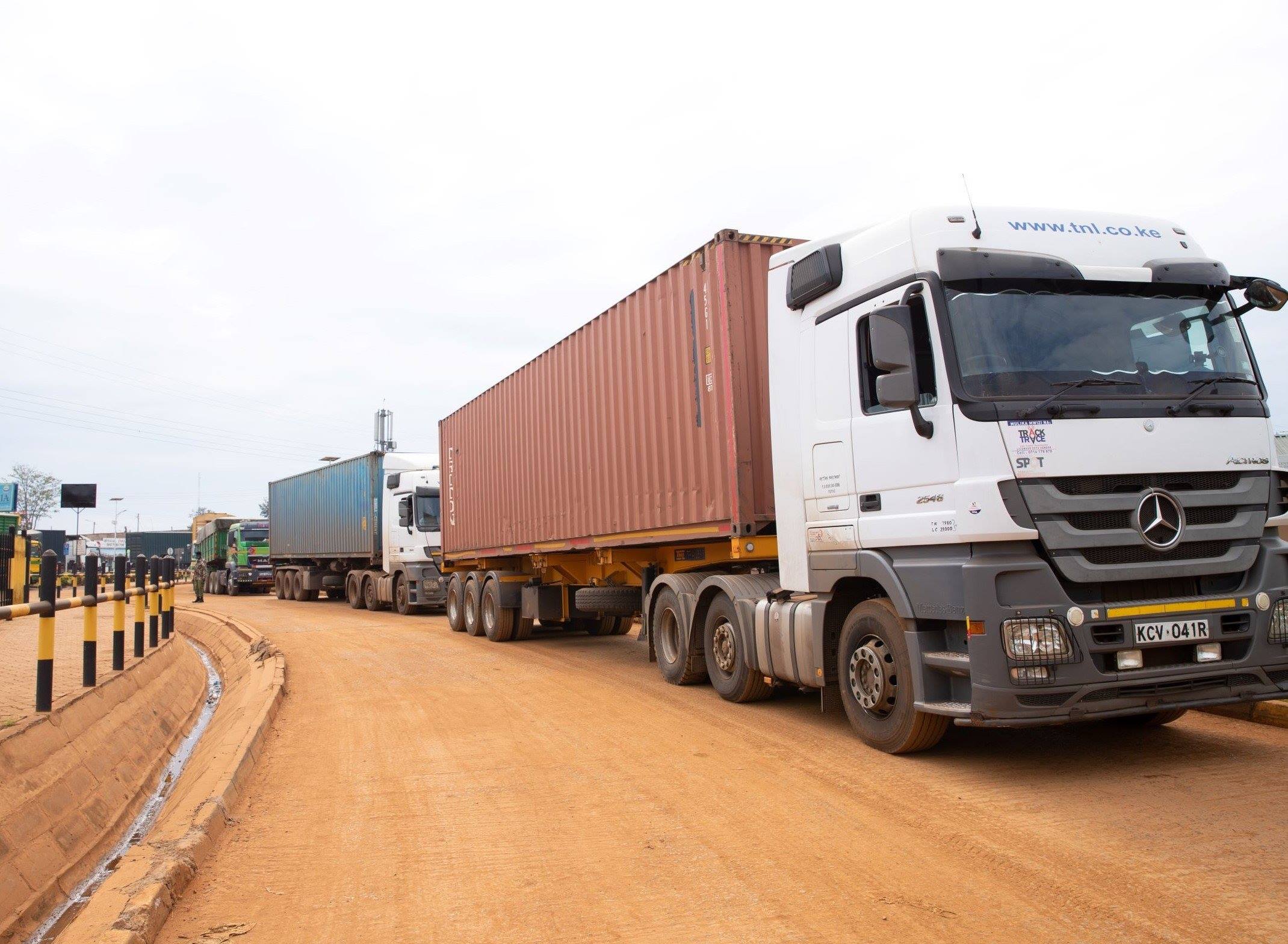 Matatus, trucks among vehicles targeted in planned road toll fees - Trucks are in a list of 12 vehicle categories that will be subjected to toll fees on select highways under a new draft Road Tolling Policy. (Photo: IOM)