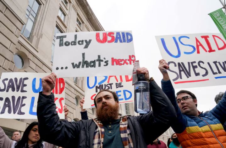 Trump’s aid freeze sparks mayhem around the world - Protesters at the USAID building, Washington, D.C., February 3, 2025. (Photo: REUTERS/Kent Nishimura)