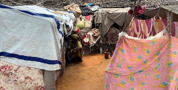 MSF suspends humanitarian operations at Sudan’s Zamzam camp as conflict escalates - A displaced Sudanese woman rests inside a shelter at Zamzam camp in North Darfur, Sudan. (Photo: File/REUTERS/Mohamed Jamal Jebrel)