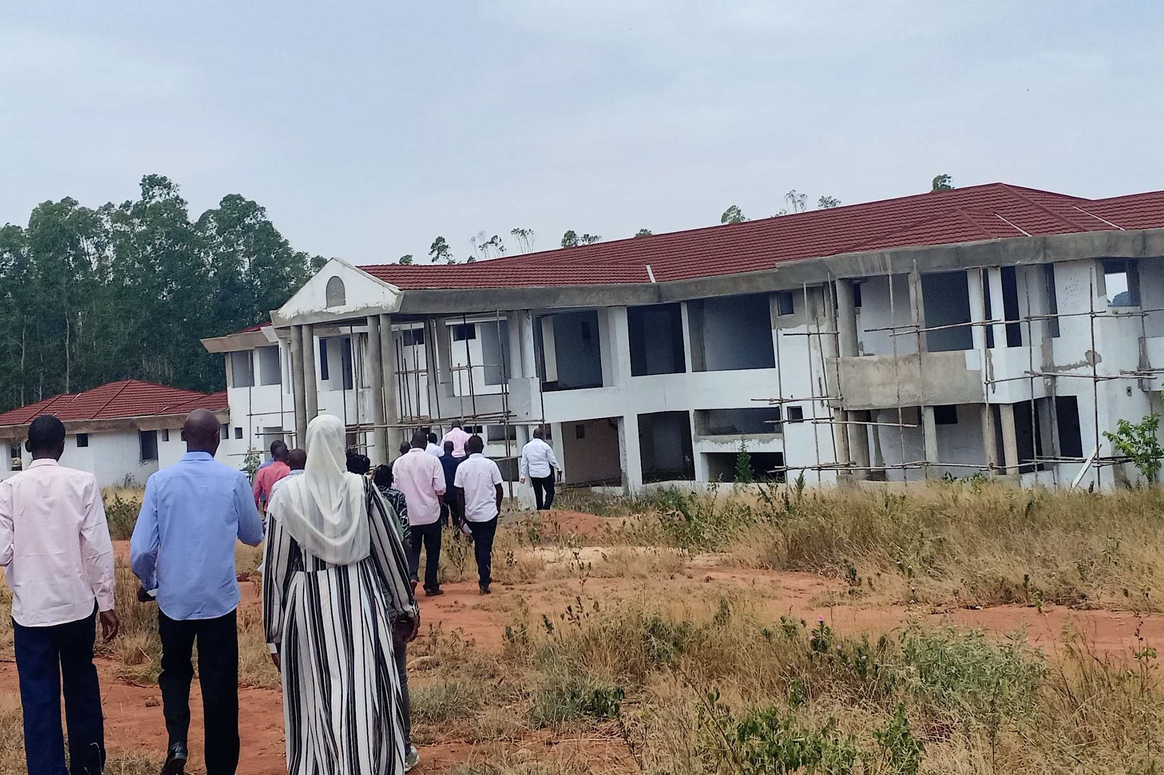 Audit exposes counties wastage of millions on stalled governors' residences - Members of the Kwale County Assembly's Committee on Implementation when they visited the Governor's Official Residence on February 8, 2023. (Photo: Kwale County Assembly)