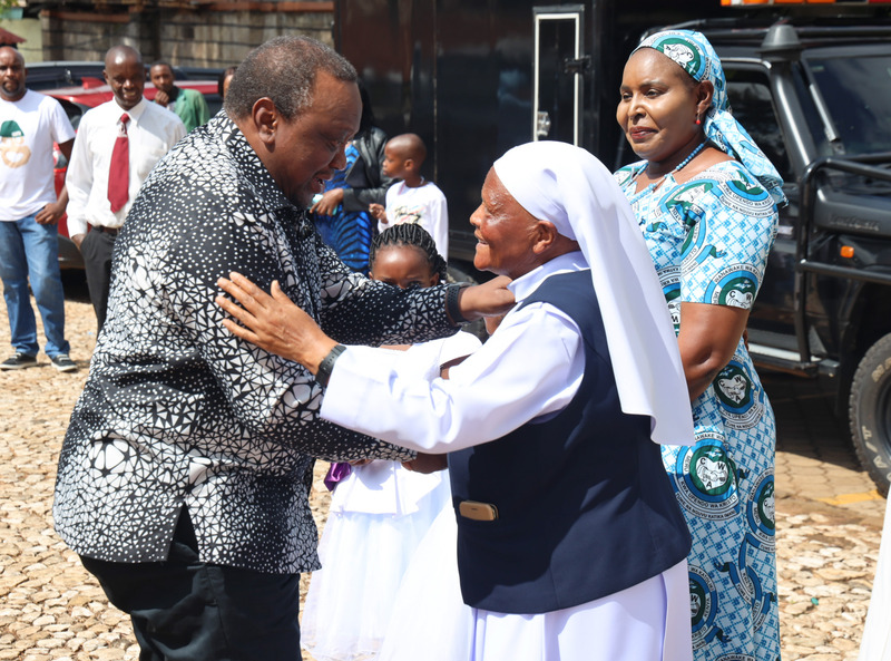 Uhuru urges leaders to listen to Kenyans' cries as Ruto prepares for crucial Mt Kenya visit - Former President Uhuru Kenyatta today attended a Thanksgiving mass at St. Joseph’s Cathedral in Meru County, celebrating the recent installation of Bishop Jackson Murugara as the Coadjutor Bishop of Meru. (X/Uhuru Kenyatta)