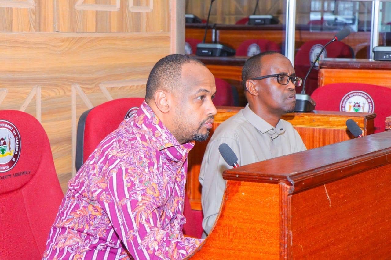 Garissa MCAs question county health officials over unmet workers’ demands - Garissa County Health Executive Committee Member (CECM), Ahmednadir Omar and Director of Health Aden Hussein appearing at the Garissa County Assembly on Friday to answer question on the ongoing Garissa health workers strike. (Issa Hussein)