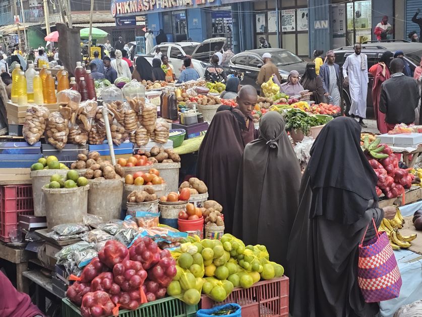 Kenya’s economic growth to be powered by women and diaspora remittances -Report - Muslim women are seen shopping for groceries along Second Avenue’s Sixth Street. Kenya’s economic growth to be powered by women and diaspora remittances.  (Photo: Abdirahman Khalif)