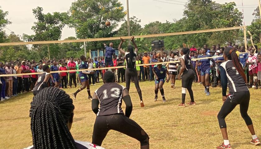 KDF, KCB, Kenya Pipeline shine in Kenya Volleyball Federation women’s league fourth leg - KCB and Kenya Army during a clash in 4th KVF National League Leg for women in Nairobi. (Photo: KVF)