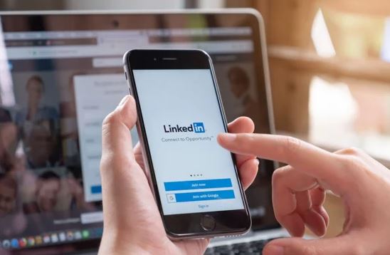 How to play LinkedIn puzzle games and boost engagement