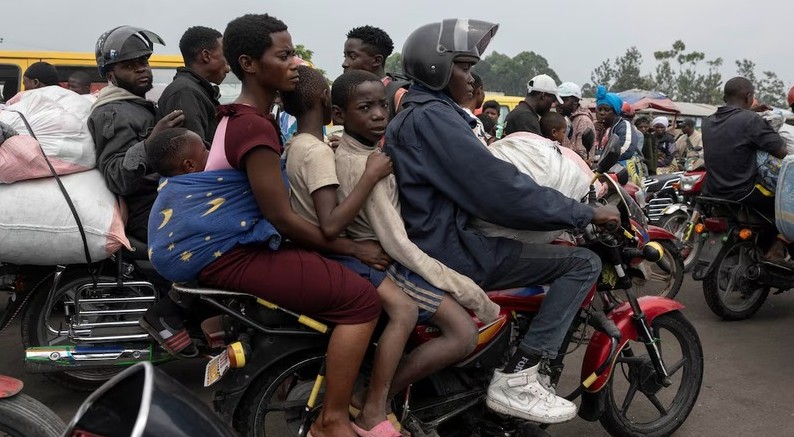 Schools shut in DR Congo’s North Kivu as conflict disrupts learning for 375,000 children - Civilians flee from the Nzulo IDP camp to Goma, as fighting intensifies between the M23 rebels and DRC forces in North Kivu. (Photo: REUTERS)