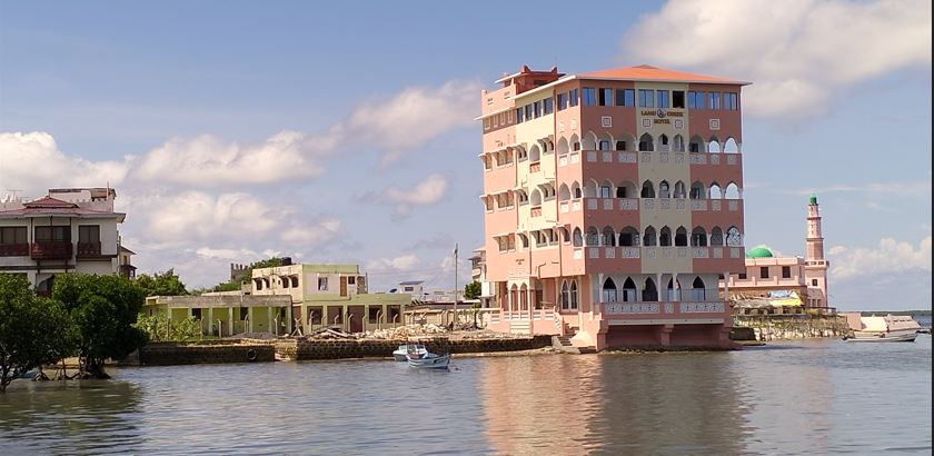 Wiyoni: Lamu’s 'Little Dubai' which has embraced modernity amidst centuries-old culture - Modern buildings in Wiyoni, Lamu. The area is dubbed 'Little Dubai' due to the way it has embraced modernity, including the kind of houses built. (Photo: Farhiya Hussein)